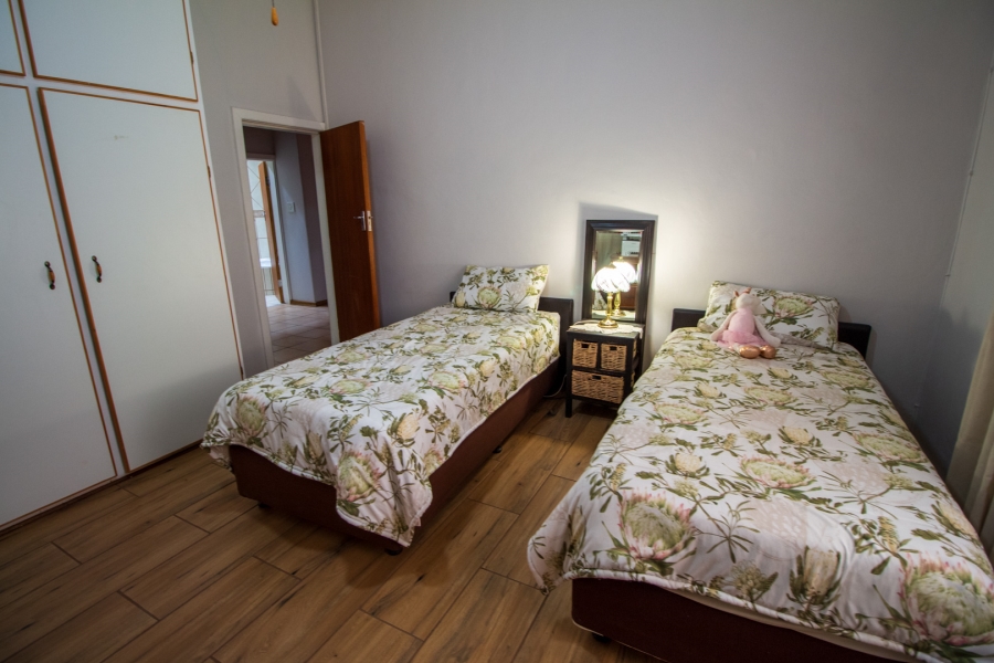 5 Bedroom Property for Sale in Middelpos Northern Cape